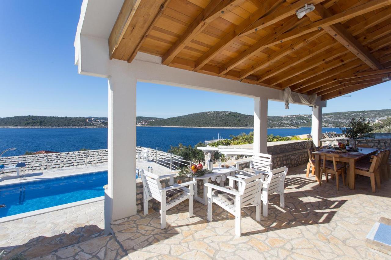 Villa, Stone House With Swimming Pool & Sauna, Beach, セヴィド エクステリア 写真